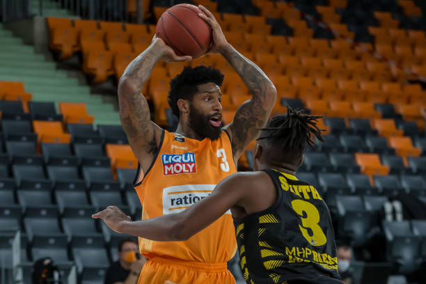 场比赛中多 场比赛中多