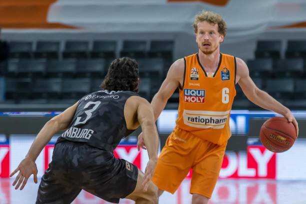 俱乐部不仅 俱乐部不仅