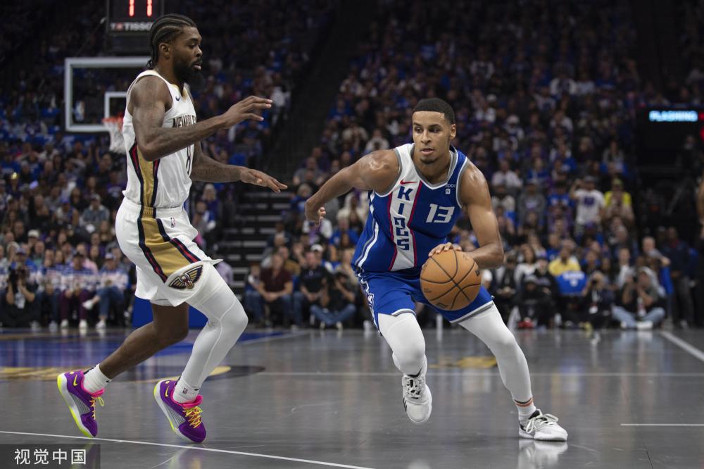 足球如划破 足球如划破