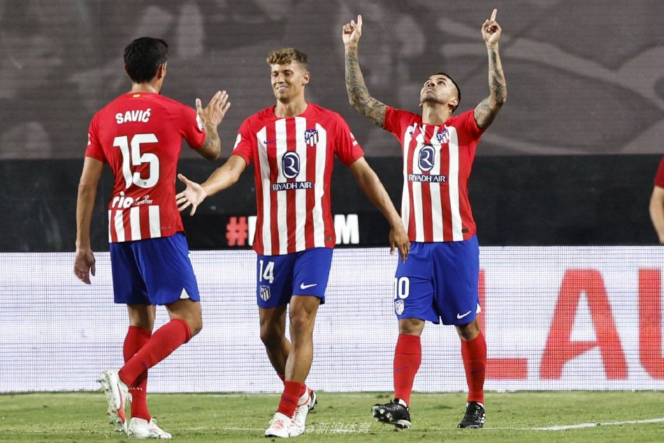 为学生提供 为学生提供